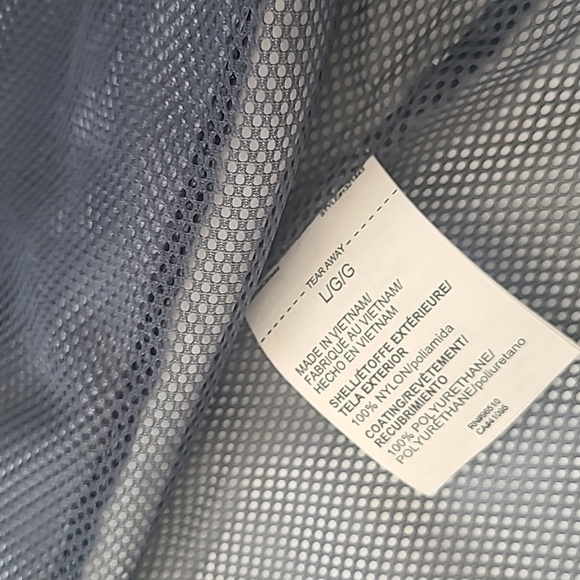 Under Armour Light Gray Hooded Windbreaker - Picture 4 of 7